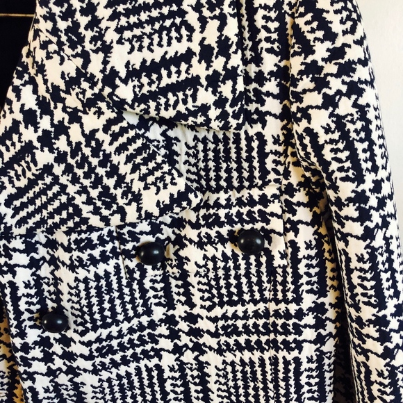 Christian Dior Coat-navy and white houndstooth - Picture 4 of 8
